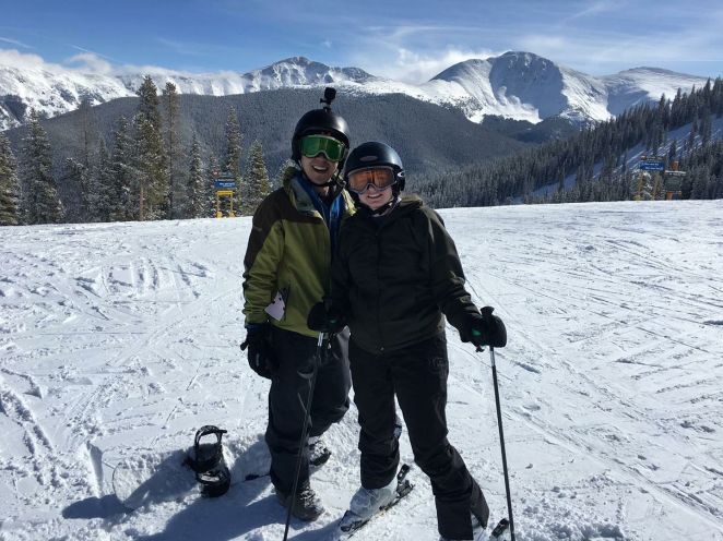 ski-couple